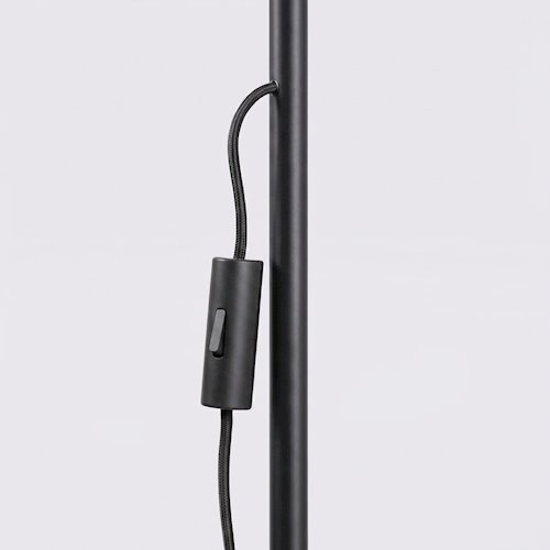 Lampa podłogowa ze stożkowym kloszem Nox 1xE14 czarna
