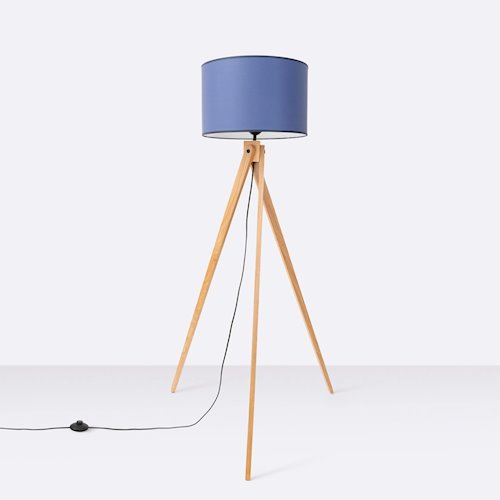 Lampa podłogowa drewniana Natt 1xE27 z granatowym abażurem