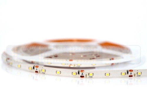 Taśma LED 300 SMD3528 12V biała ciepła 3000-3500K w powłoce silikonowej IP62 5 metrów