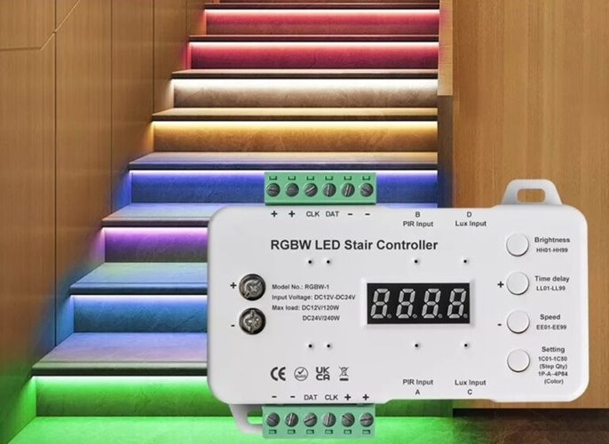 Sterownik schodowy LED RGBW Smart z czujnikami ruchu i zmierzchu