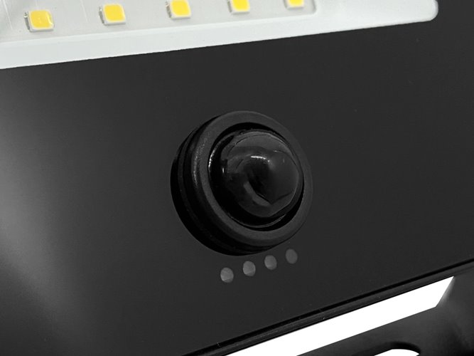 naswietlacz solarny led 25w