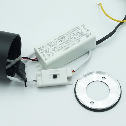 Kinkiet liniowy LED Selena 3CCT 15W 100cm czarny