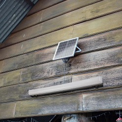Lampa hermetyczna LED Solarna 120cm 18W 1000lm z pilotem - zmiana barwy