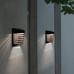 Lampa elewacyjna solarna Seul 4000K z czujnikiem zmierzchu