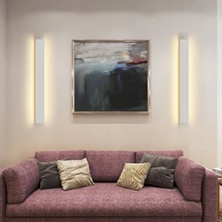 liniowa lampa elewacyjna biala