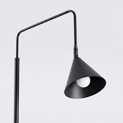 Lampa podłogowa ze stożkowym kloszem Nox 1xE14 czarna
