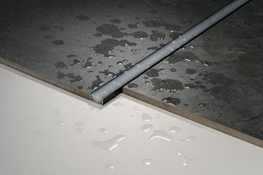 Oprawa liniowa LED IP68 AQU czarna 3000K 60cm