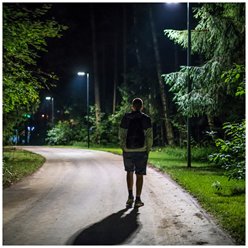 Solarna lampa led z czujnikiem biala